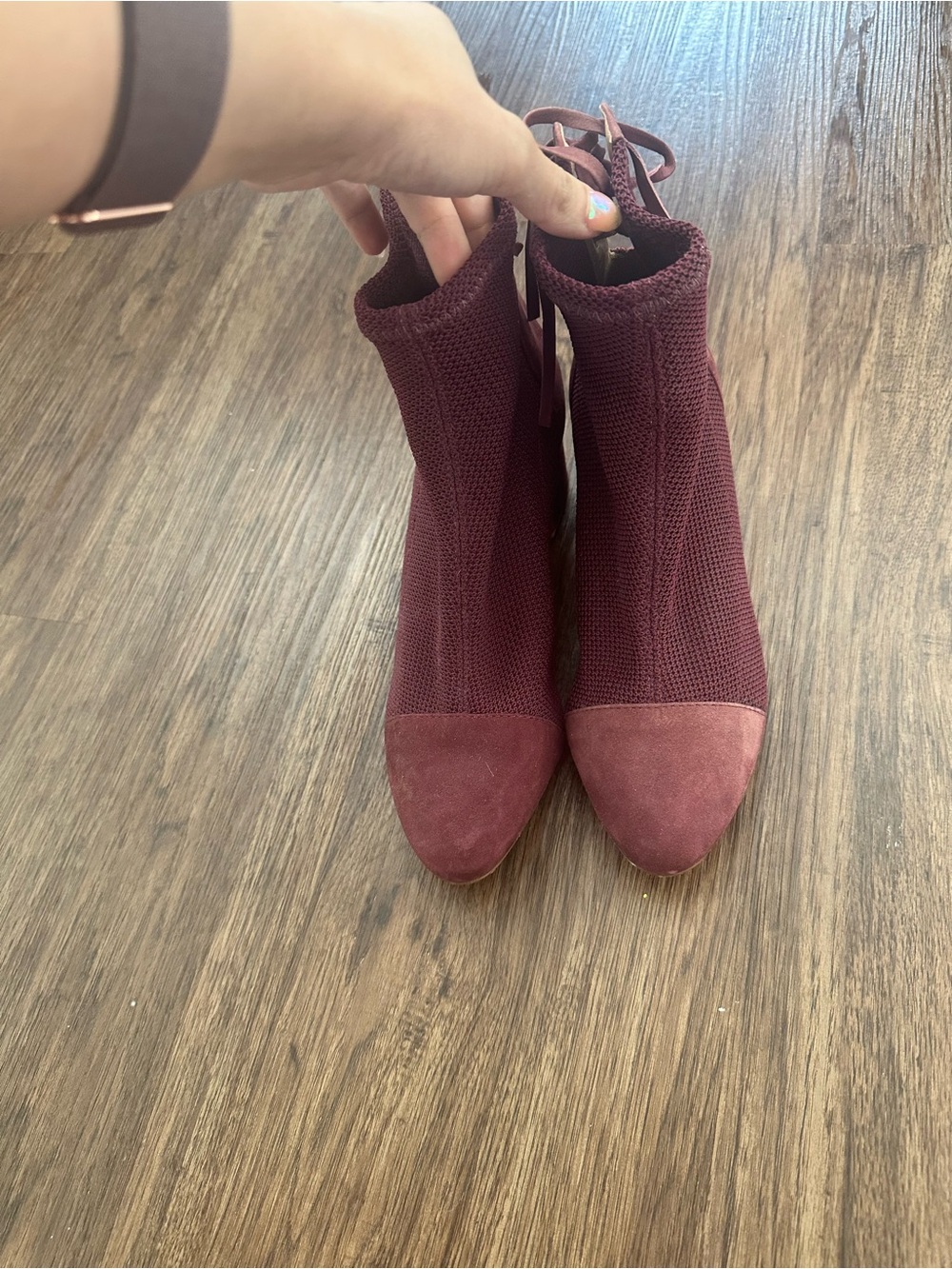 SCHUTZ Burgundy Knit Pointed Toe Ankle Booties